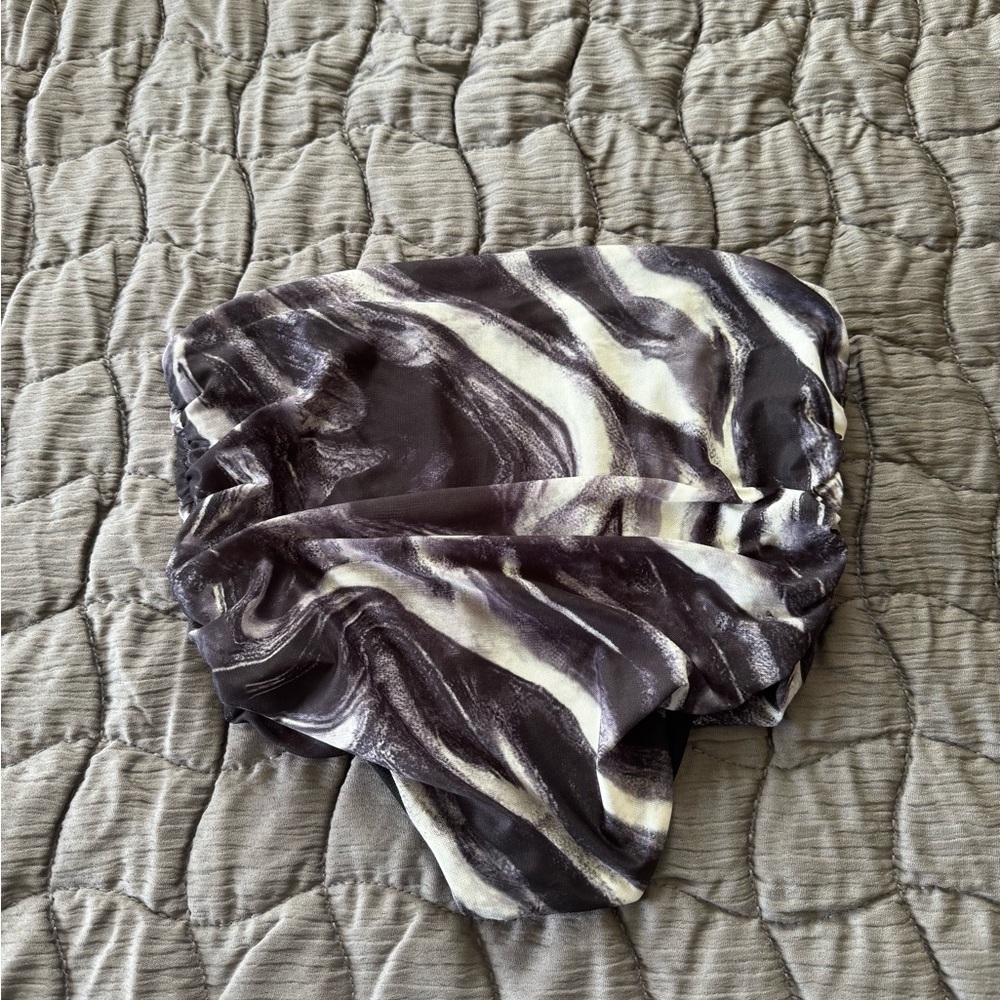 Windsor Marble Print Tube Top